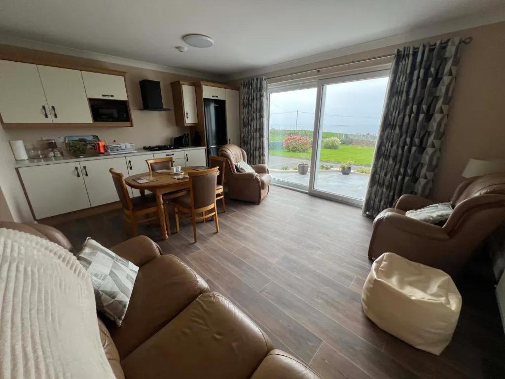 Ocean Spray Self Catering Apartment Kilcar 외부 사진