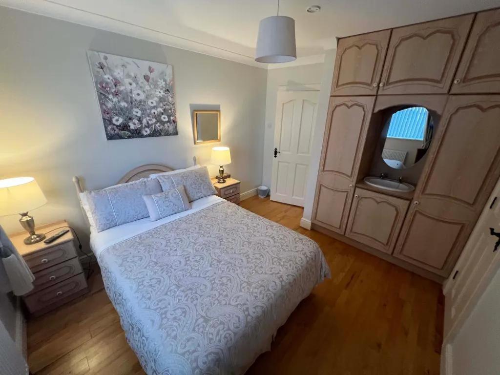 Ocean Spray Self Catering Apartment Kilcar 외부 사진