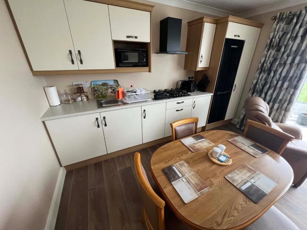 Ocean Spray Self Catering Apartment Kilcar 외부 사진