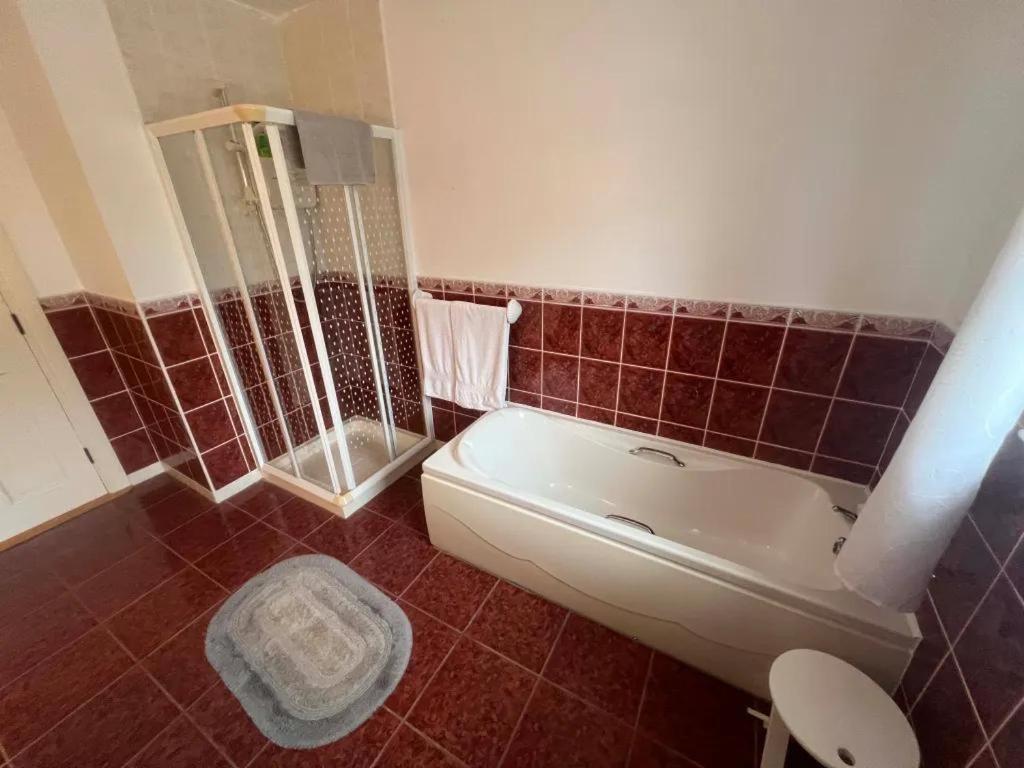 Ocean Spray Self Catering Apartment Kilcar 외부 사진